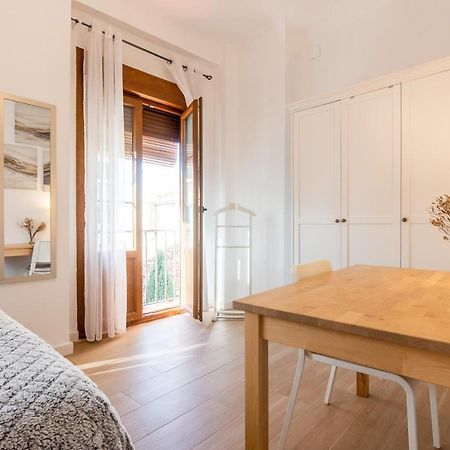 Tuguest Plaza Pescaderia - Catedral Apartment Granada Bagian luar foto