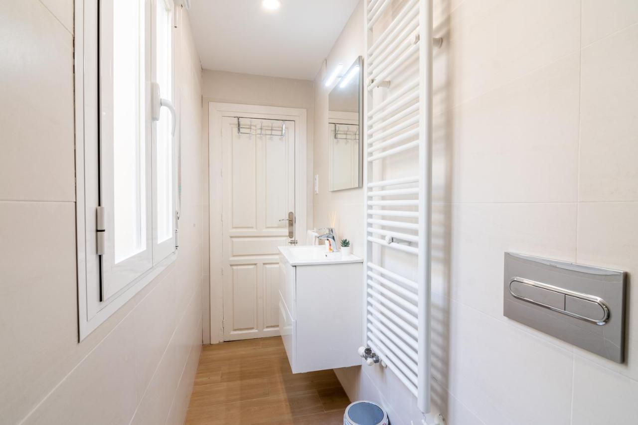 Tuguest Plaza Pescaderia - Catedral Apartment Granada Bagian luar foto